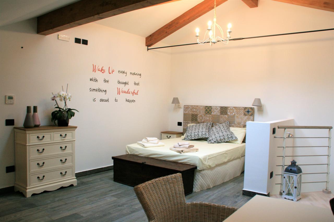 Agriturismo Podere Nigriano ซาโล ภายนอก รูปภาพ
