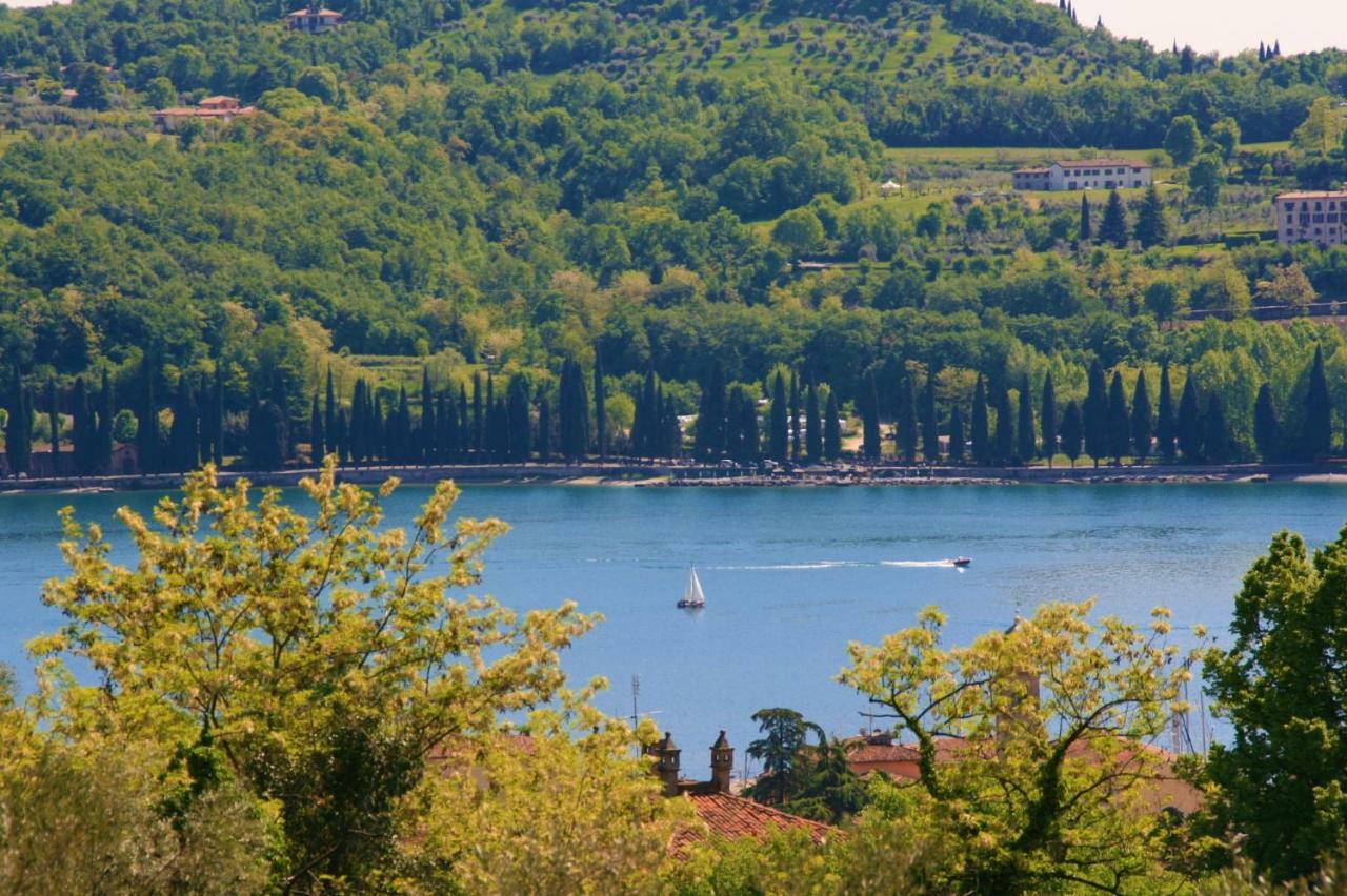 Agriturismo Podere Nigriano ซาโล ภายนอก รูปภาพ